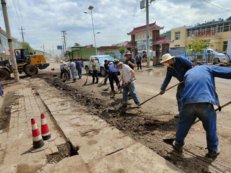 情系家乡为人民 抗洪救灾勇担当&mdash;&mdash;物产工投公司党员干部、团员青年奔赴灾区第一线抢险救灾