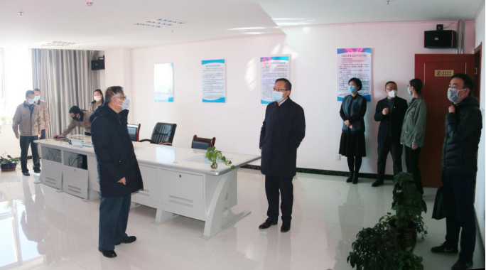 省国资委党委副书记、副主任郭臻先同志赴2138cn太阳集团城督导疫情防控暨复复工产工作