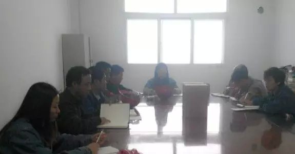 认真开展&ldquo;三严三实&rdquo;活动    推进基层支部专题教育